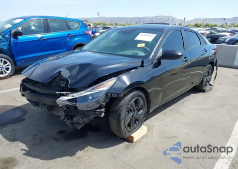 2021 Hyundai Elantra Sel z USA, uszkodzony, nr VIN KMHLS4AG3MU063095